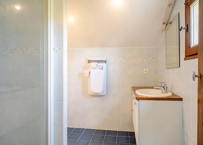 Le Campane - Piscine Partagee Borne Recharge Vehicule 22kwh Laujuzan